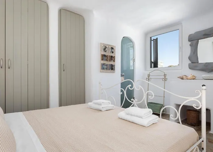 Mykonian Hills فيلة كالافاتيس