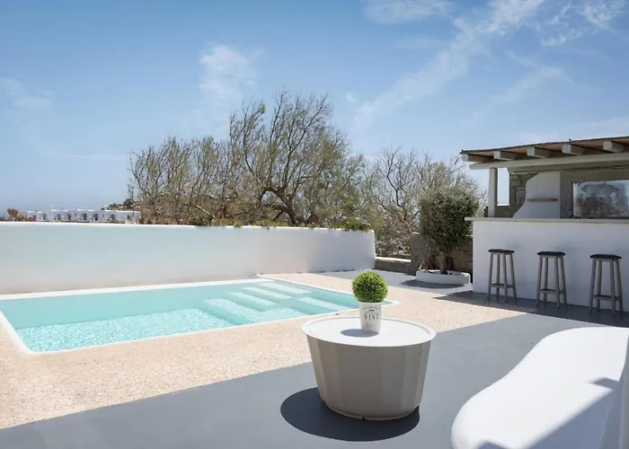 Mykonian Hills * كالافاتيس