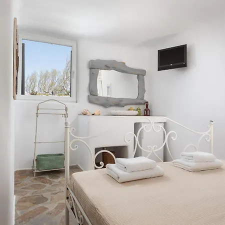 Mykonian Hills Vila Kalafatis