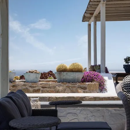 Vila Mykonian Hills *